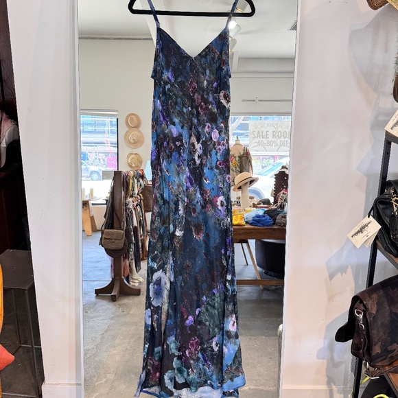Yavi Slip Dress - Picture 1 of 2